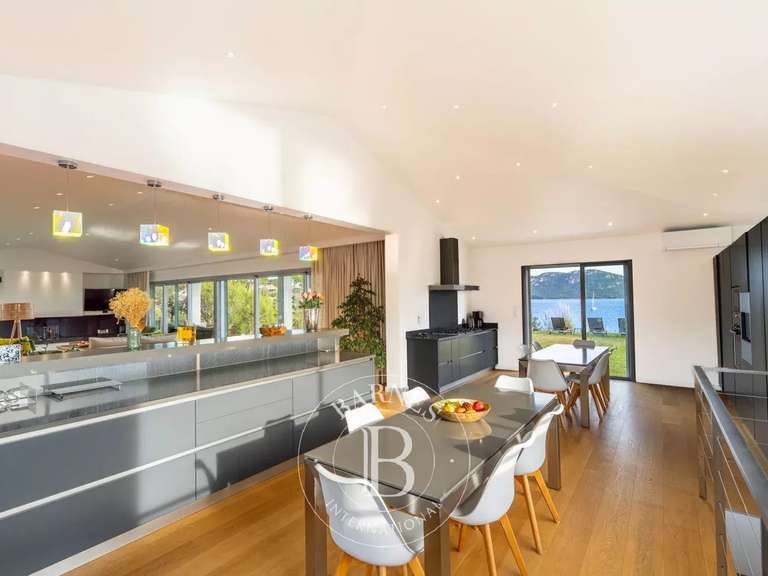 Villa Porto-Vecchio - 7 bedrooms - 470m²