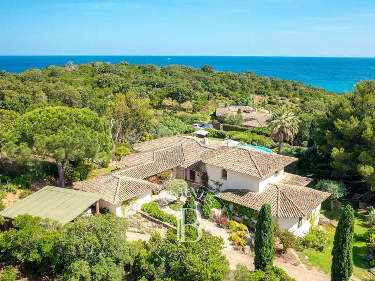 Villa avec Vue sur mer Porto-Vecchio - 5 chambres - 236m²