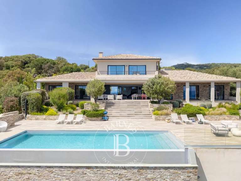 Villa with Sea view Porto-Vecchio - 7 bedrooms - 300m²