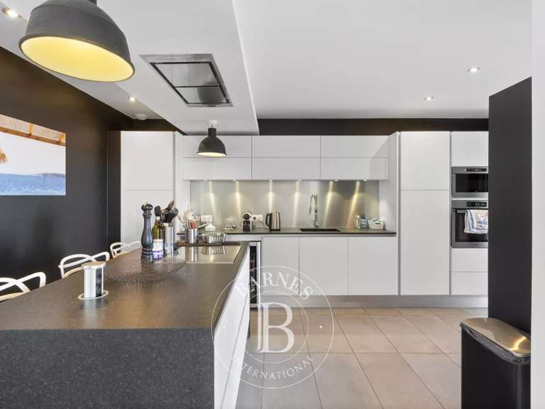 Villa with Sea view Porto-Vecchio - 7 bedrooms - 300m²