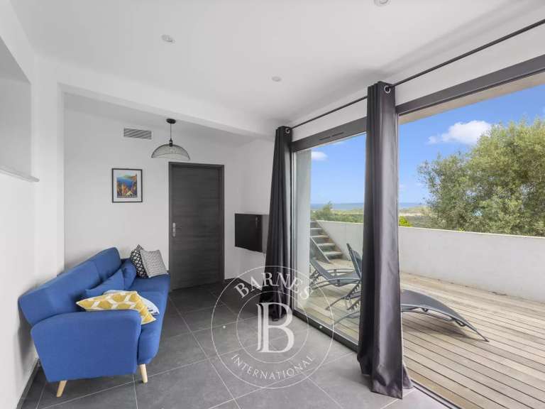 Villa with Sea view Porto-Vecchio - 7 bedrooms - 300m²
