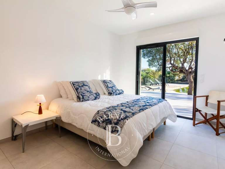 Villa with Sea view Porto-Vecchio - 3 bedrooms - 200m²