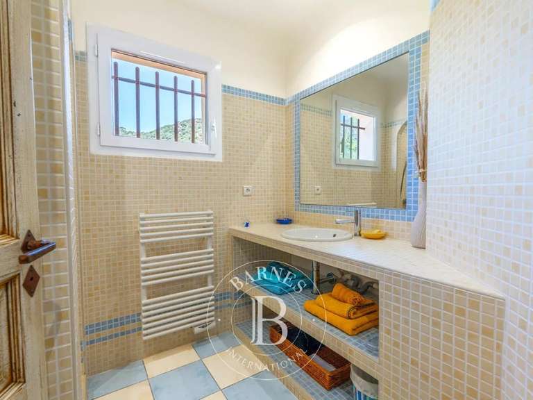 Villa with Sea view Porto-Vecchio - 5 bedrooms - 16885m²