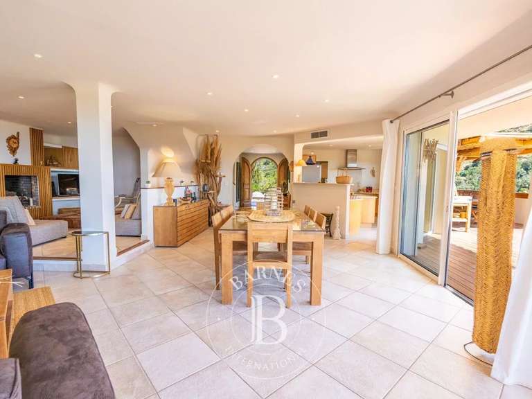 Villa with Sea view Porto-Vecchio - 5 bedrooms - 16885m²