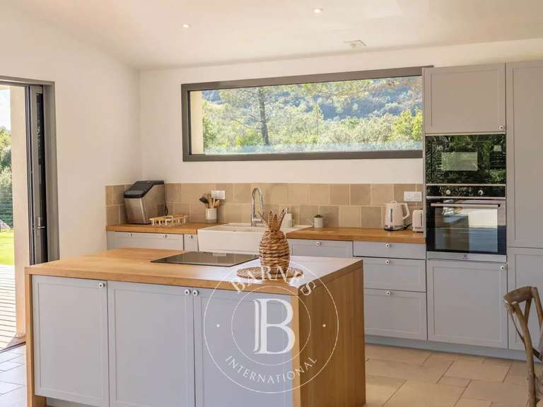 Villa Porto-Vecchio - 4 chambres - 180m²