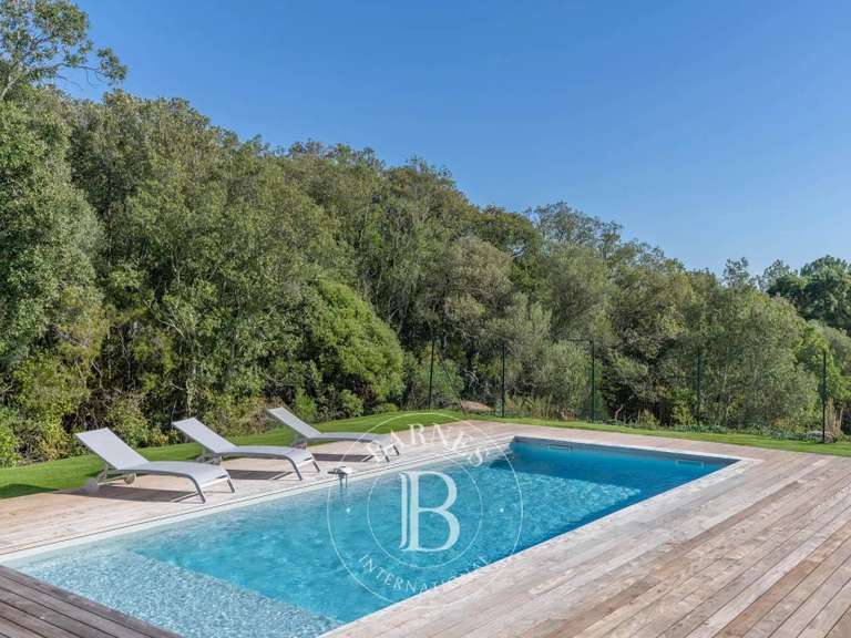 Villa Porto-Vecchio - 4 chambres - 180m²