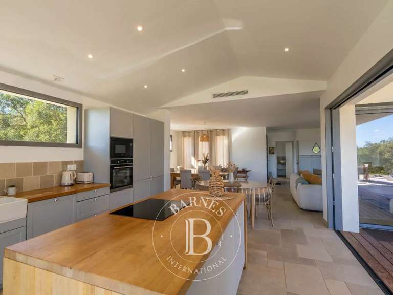 Villa Porto-Vecchio - 4 chambres - 180m²