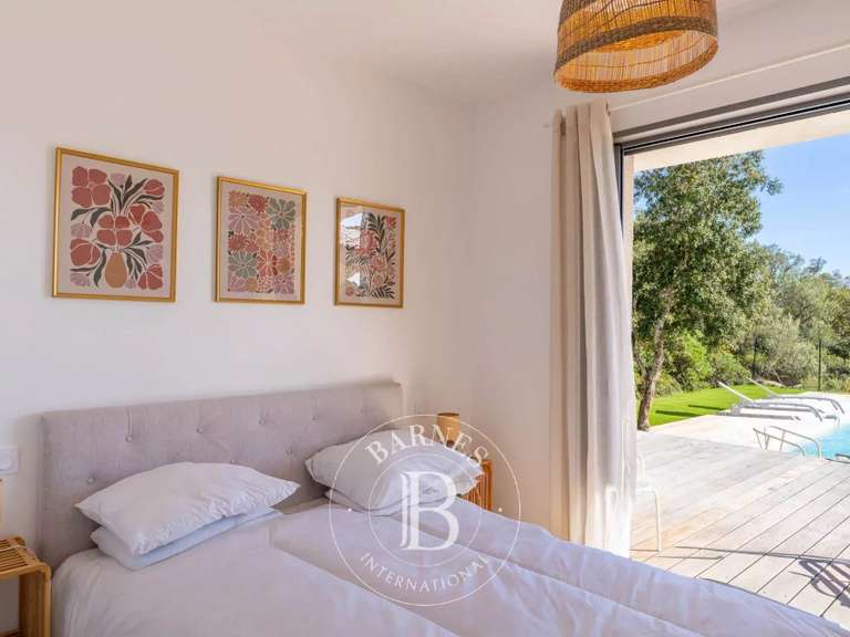 Villa Porto-Vecchio - 4 chambres - 180m²