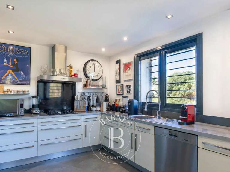 Villa Porto-Vecchio - 6 chambres - 324m²