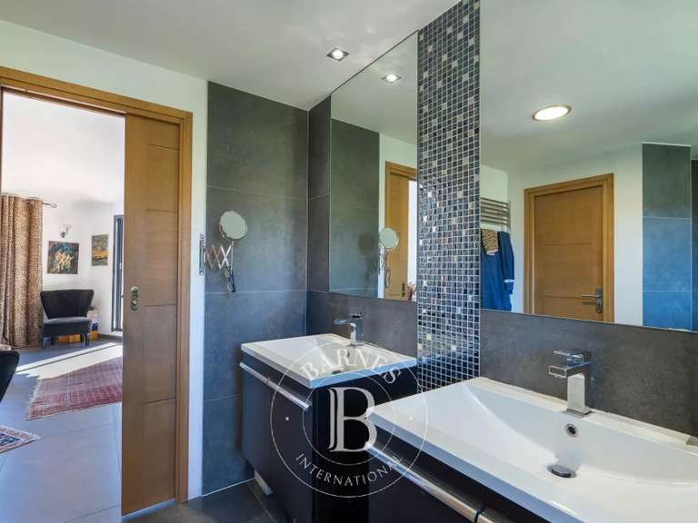 Villa Porto-Vecchio - 6 chambres - 324m²