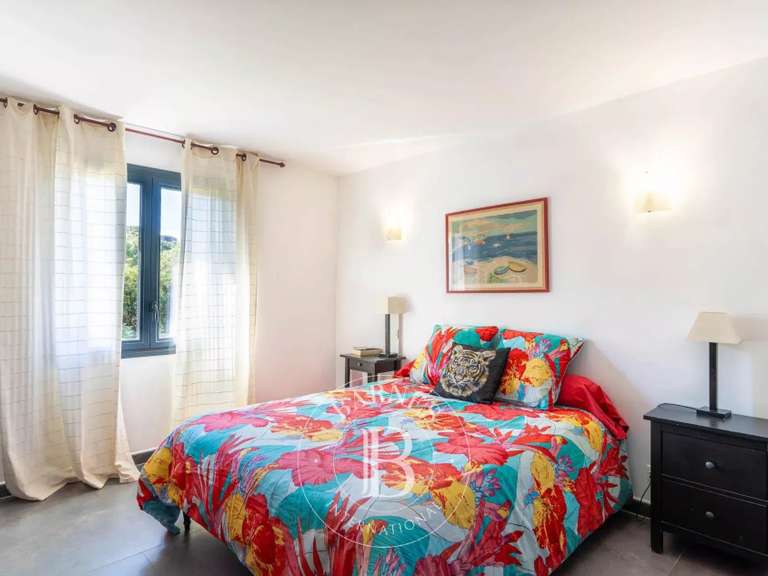 Villa Porto-Vecchio - 6 chambres - 324m²