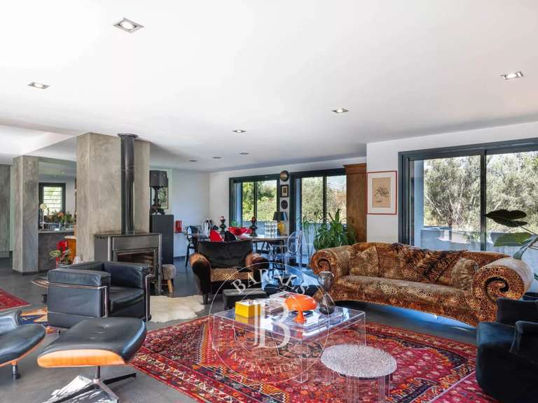 Villa Porto-Vecchio - 6 chambres - 324m²