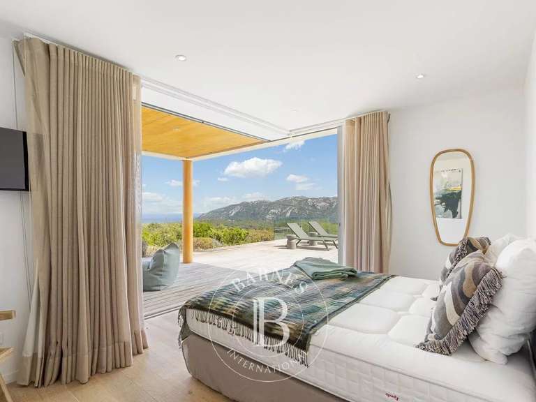 Villa Porto-Vecchio - 4 chambres - 254m²
