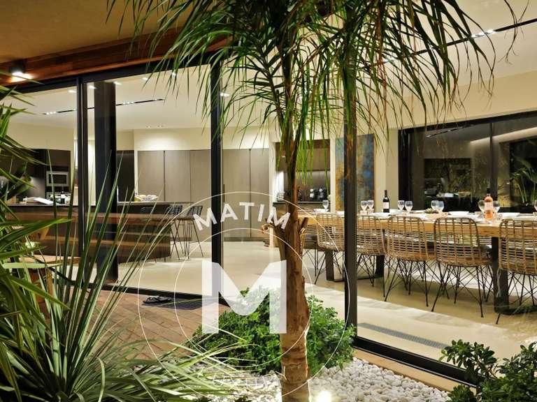 Villa Porto-Vecchio - 6 chambres - 600m²