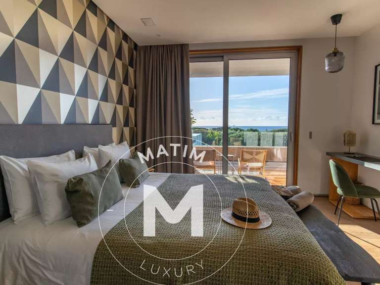 Villa Porto-Vecchio - 5 chambres - 650m²