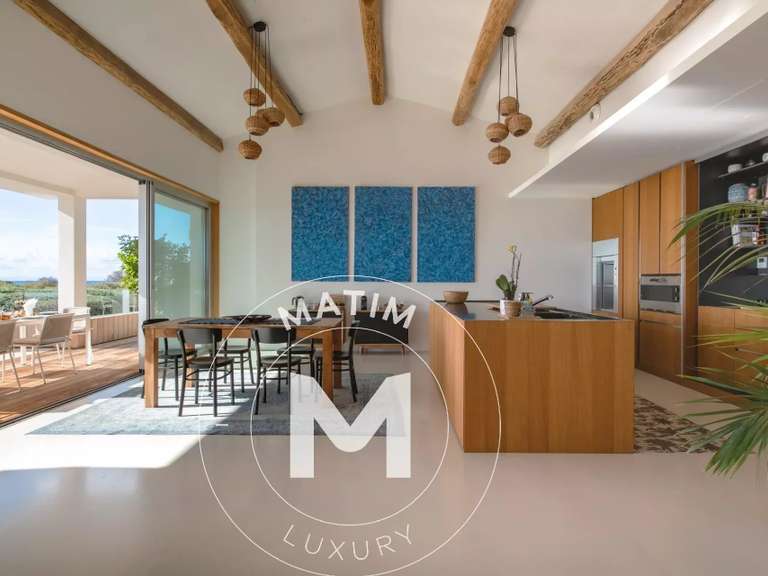 Villa Porto-Vecchio - 5 chambres - 650m²