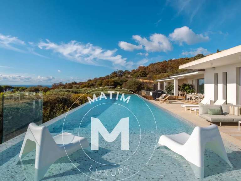 Villa Porto-Vecchio - 5 chambres - 650m²