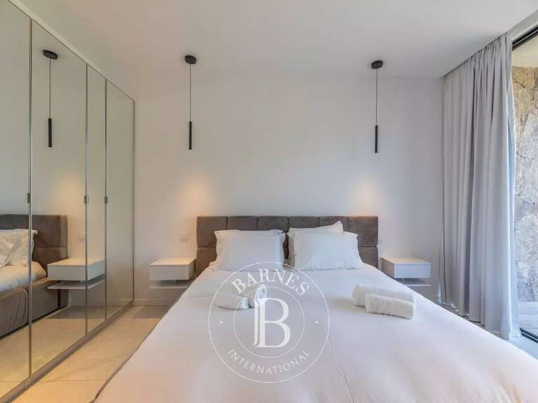 Villa Porto-Vecchio - 6 chambres - 320m²