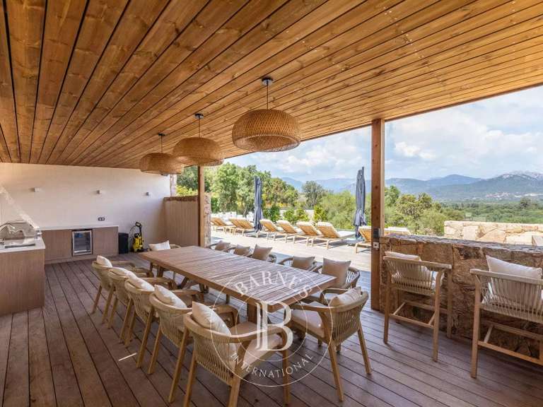 Villa Porto-Vecchio - 6 chambres - 320m²