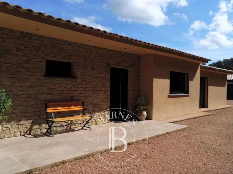 Villa Porto-Vecchio - 4 chambres - 229m²