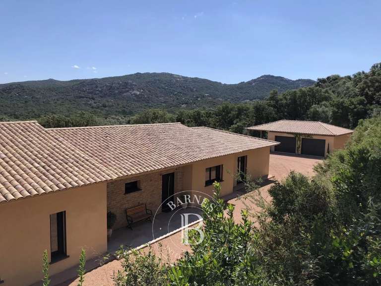 Villa Porto-Vecchio - 4 chambres - 229m²