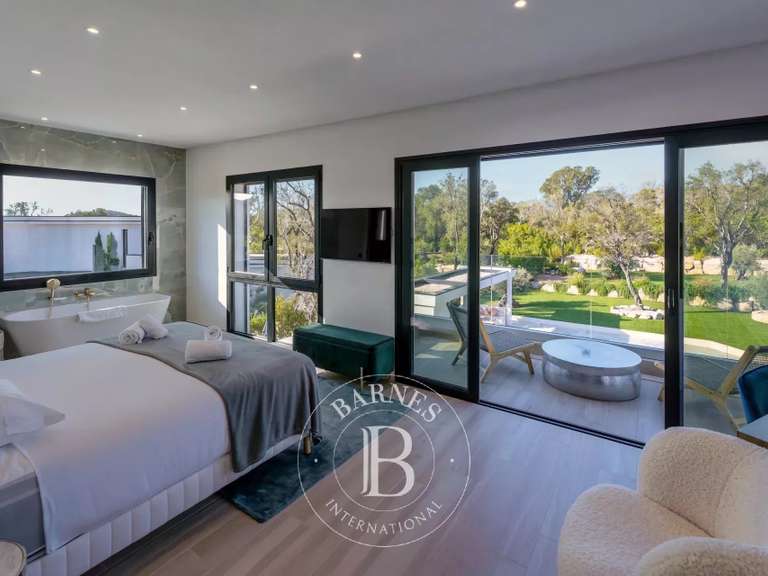 Villa Porto-Vecchio - 5 chambres - 250m²