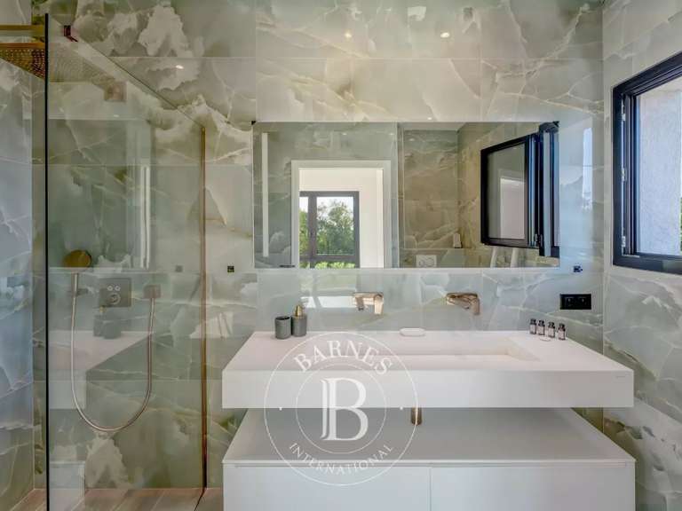 Villa Porto-Vecchio - 5 chambres - 250m²