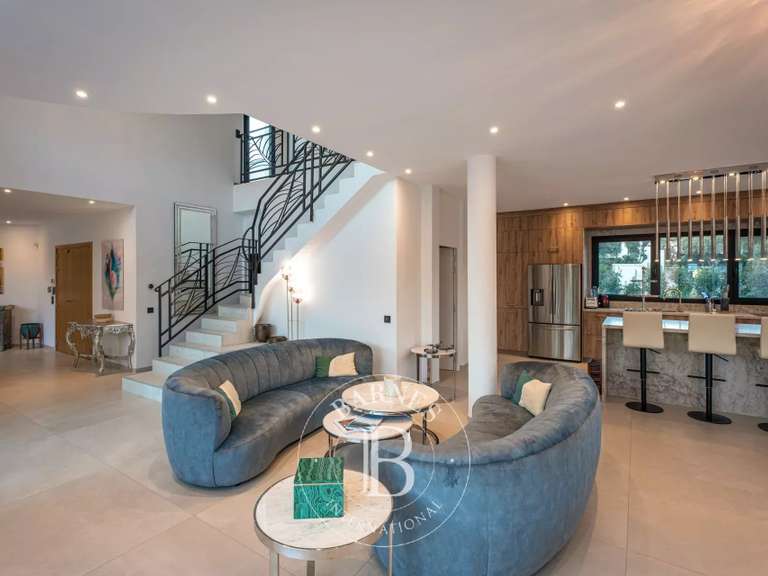 Villa Porto-Vecchio - 5 chambres - 250m²