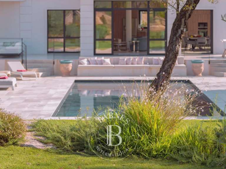 Villa Porto-Vecchio - 5 chambres - 250m²