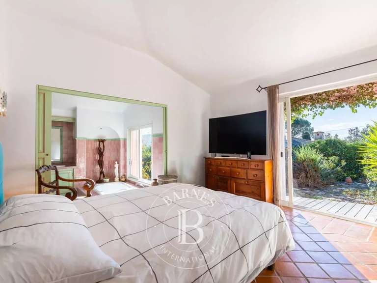 Villa Porto-Vecchio - 4 chambres - 200m²