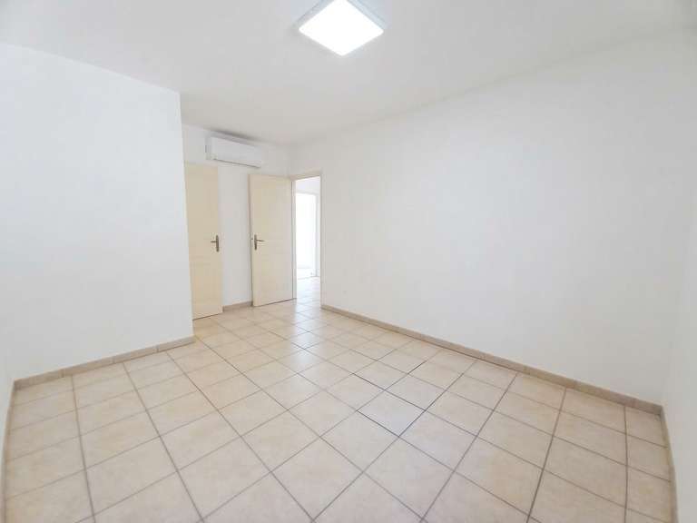 Villa Porto-Vecchio - 2 chambres - 91m²