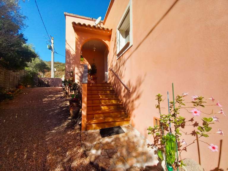 Villa Porto-Vecchio - 2 chambres - 91m²