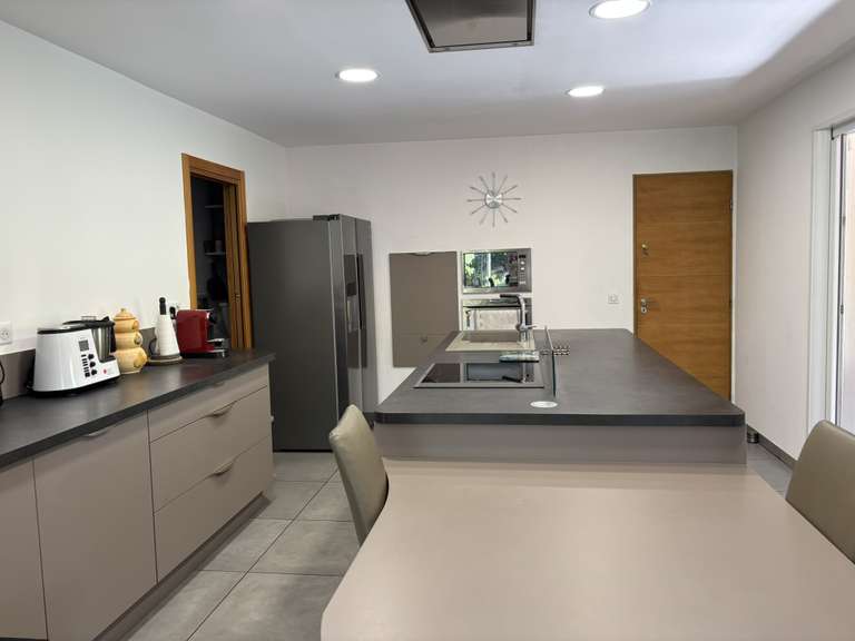 Villa Porto-Vecchio - 4 chambres - 158m²