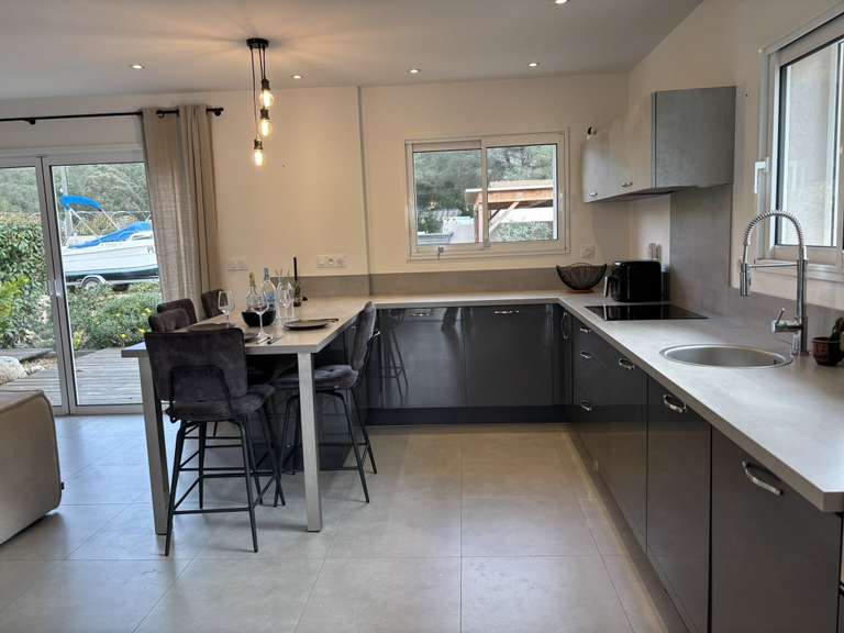 Villa Porto-Vecchio - 2 chambres - 85m²