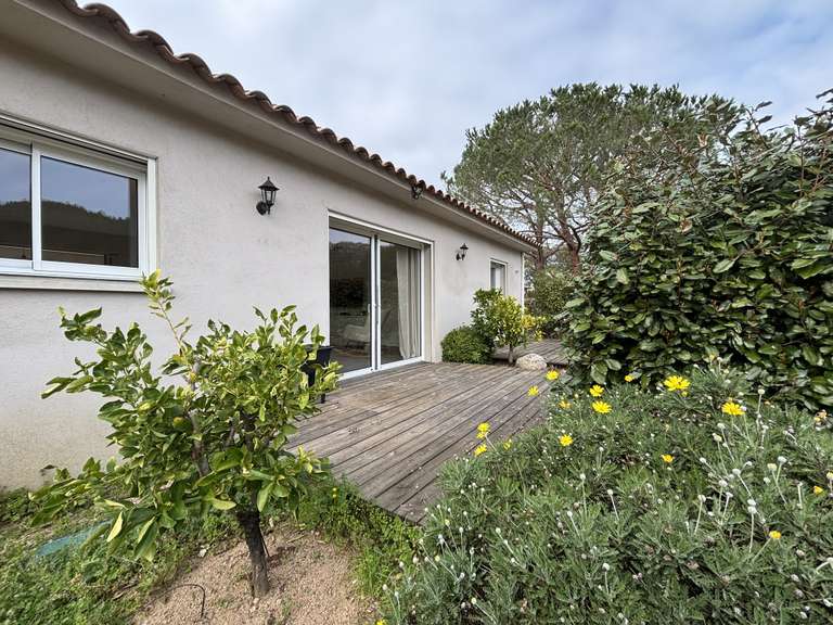 Villa Porto-Vecchio - 2 chambres - 85m²
