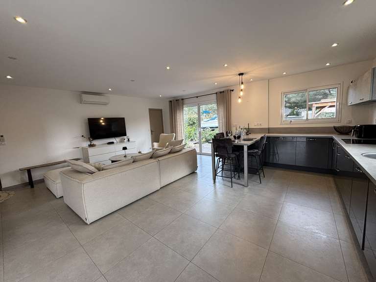 Villa Porto-Vecchio - 2 chambres - 85m²