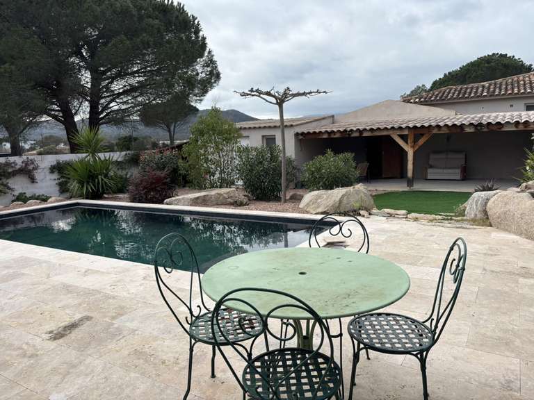Villa Porto-Vecchio - 2 chambres - 85m²