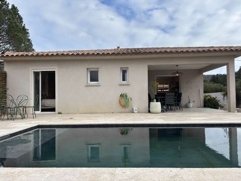 Villa Porto-Vecchio - 2 chambres - 85m²
