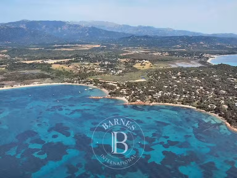 Villa Porto-Vecchio - 4 chambres - 200m²