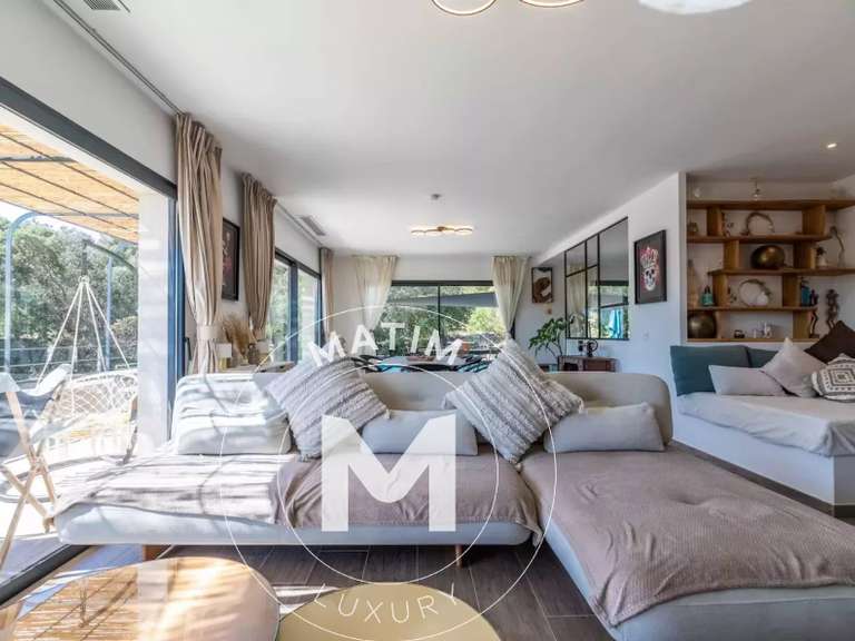 Villa Porto-Vecchio - 5 chambres - 215m²
