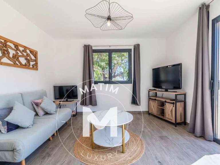 Villa Porto-Vecchio - 5 chambres - 215m²