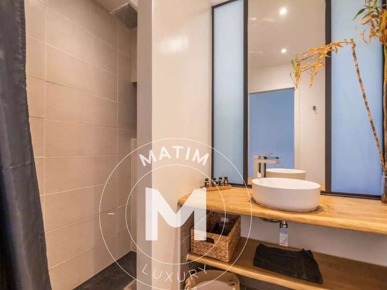 Villa Porto-Vecchio - 5 chambres - 215m²