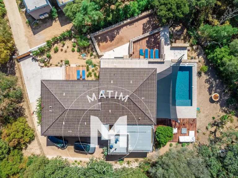 Villa Porto-Vecchio - 5 chambres - 215m²