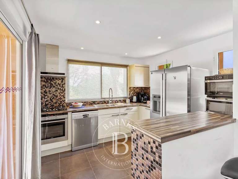 Villa Porto-Vecchio - 4 chambres - 227m²