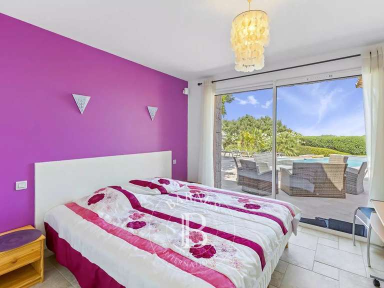 Villa Porto-Vecchio - 4 chambres - 227m²