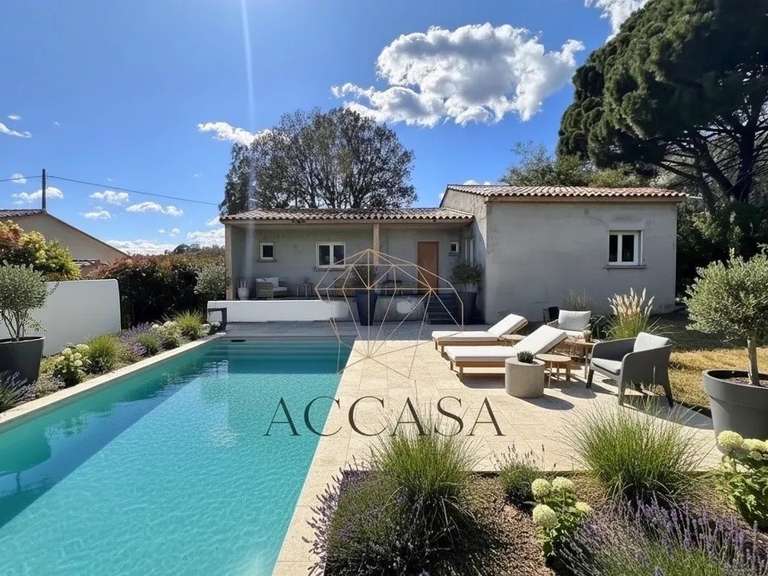 Villa Porto-Vecchio - 3 chambres - 111m²