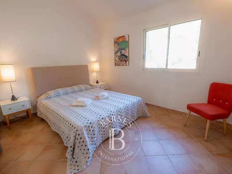 Villa Porto-Vecchio - 2 chambres - 137m²