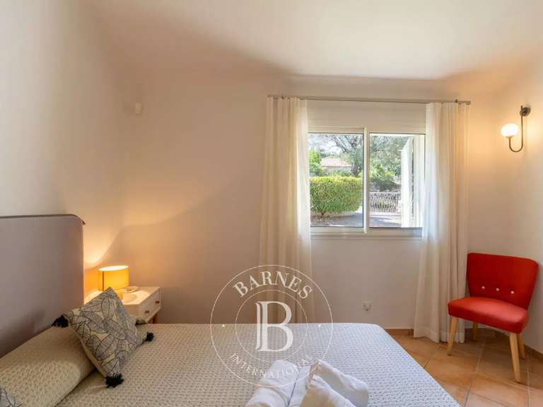 Villa Porto-Vecchio - 2 chambres - 137m²