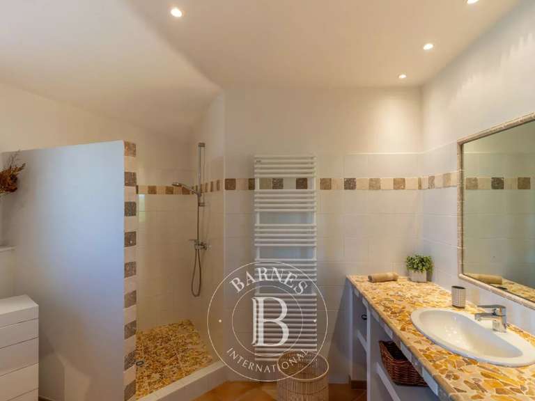 Villa Porto-Vecchio - 2 chambres - 137m²