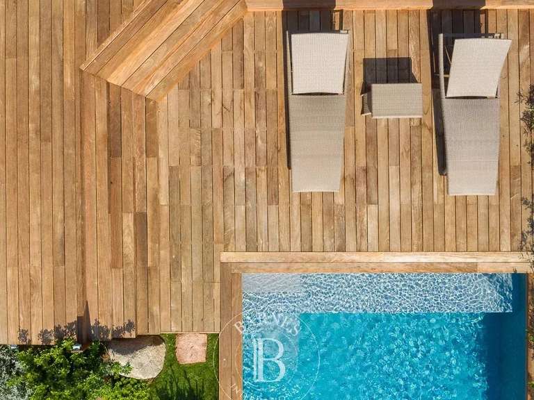 Villa Porto-Vecchio - 2 chambres - 137m²